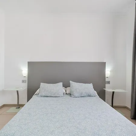 Michelangelo 126 公寓